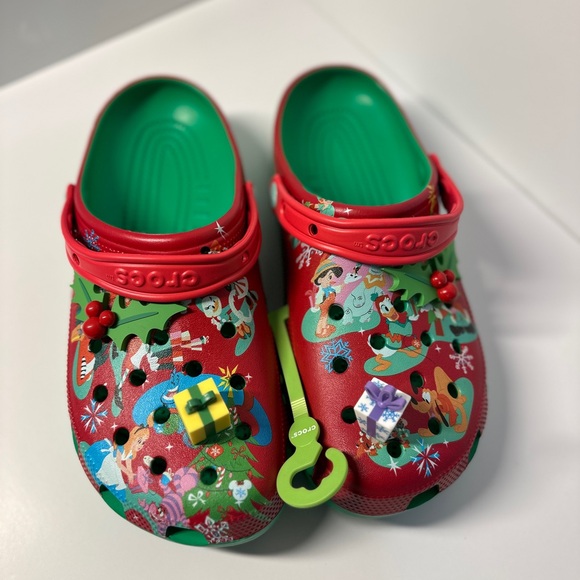 Mickey Mouse & Friends Holiday Christmas CROCS Shoes Disney Mens 10 / women’s 12 - Picture 4 of 16